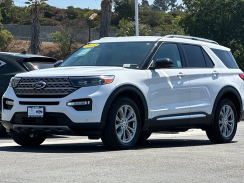 Certified 2023 Ford Explorer Limited w/ Equipment Group 301A AWD/4WD image 7