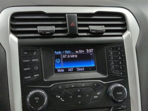 Used 2013 Ford Fusion SE image 30