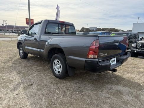 Used 2013 Toyota Tacoma 2WD Regular Cab image 5