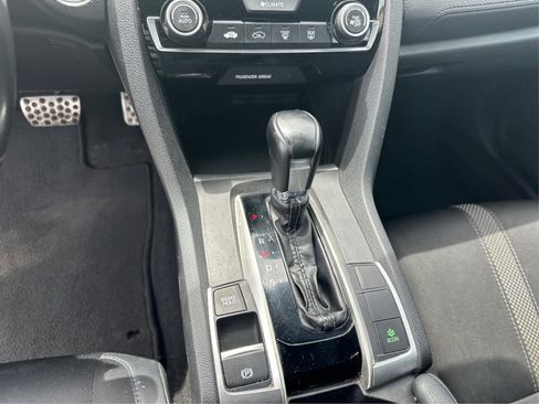 Used 2020 Honda Civic Sport image 13