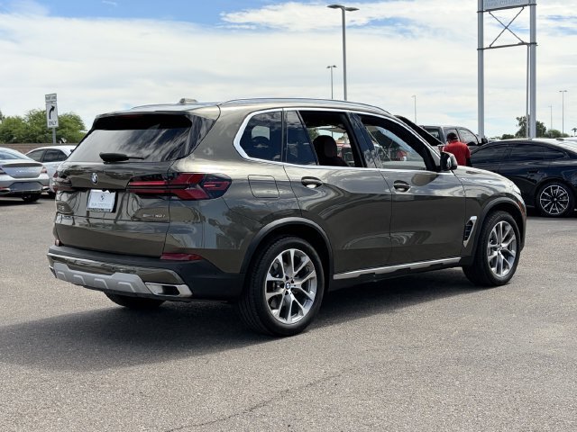 Used 2026 BMW X5 sDrive40i RWD image 7