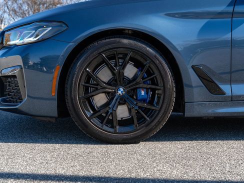 Used 2023 BMW 530i xDrive 530i xDrive w/ Executive Package image 9