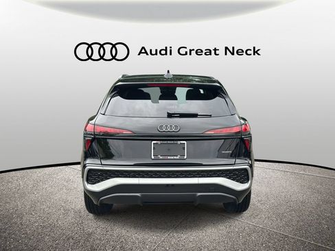 New 2026 Audi Q3 quattro 2.0T AWD/4WD image 11