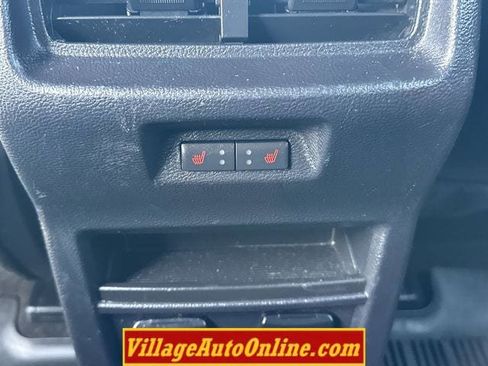 Used 2019 Ford Edge ST w/ Equipment Group 401A AWD/4WD image 37