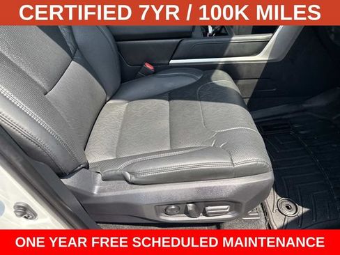 Used 2024 Toyota Tundra Limited AWD/4WD image 10