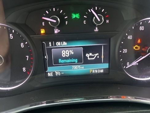 Used 2018 Buick Encore Essence image 18