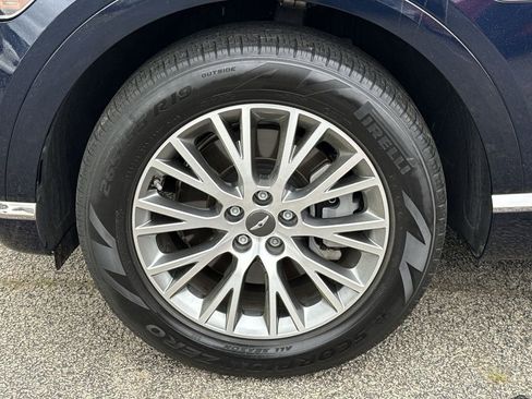 Used 2021 Genesis GV80 2.5T image 10