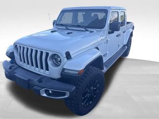 Used 2020 Jeep Gladiator Overland AWD/4WD video 2