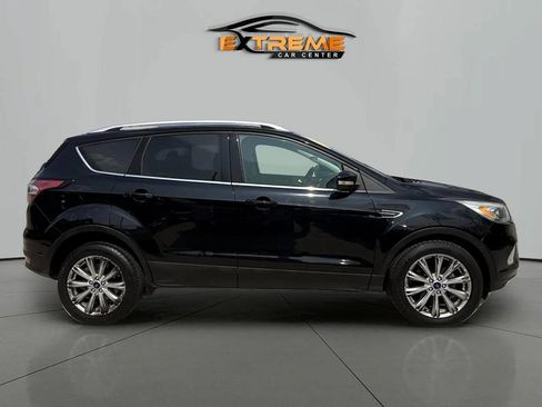 Used 2017 Ford Escape Titanium FWD image 7