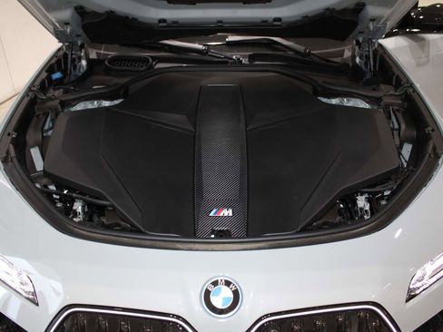 New 2026 BMW i7 M70 w/ Executive Package image 22