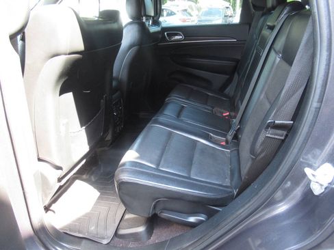 Used 2018 Jeep Grand Cherokee Limited w/ Luxury Group II AWD/4WD image 17