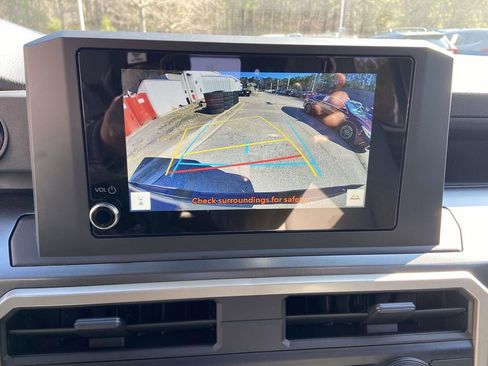 Used 2025 Toyota Tacoma SR5 image 21