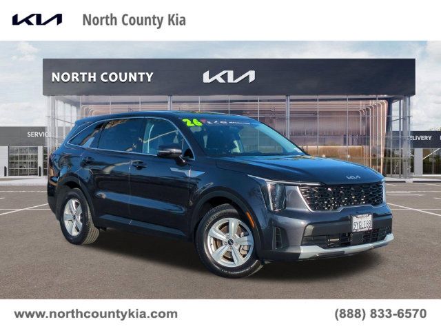 Used 2026 Kia Sorento LX FWD image 1