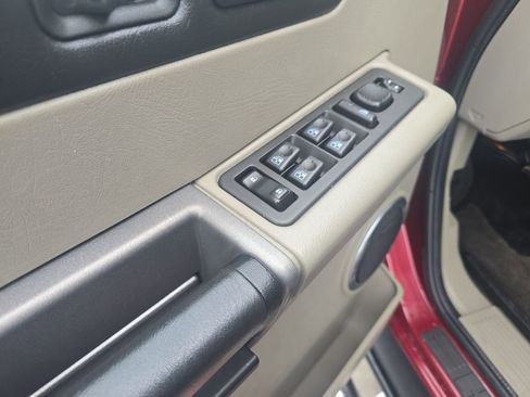 Used 2003 HUMMER H2 image 11