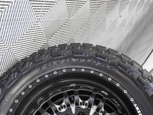 Used 2025 GMC Sierra 3500 Denali Ultimate image 37