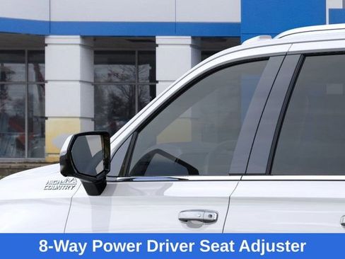 New 2025 Chevrolet Suburban High Country image 13