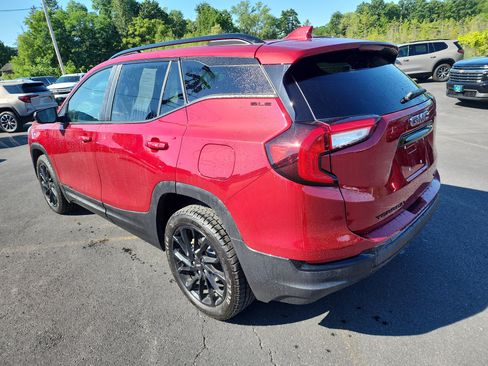 Certified 2024 GMC Terrain SLE w/ Driver Convenience Package AWD/4WD image 6