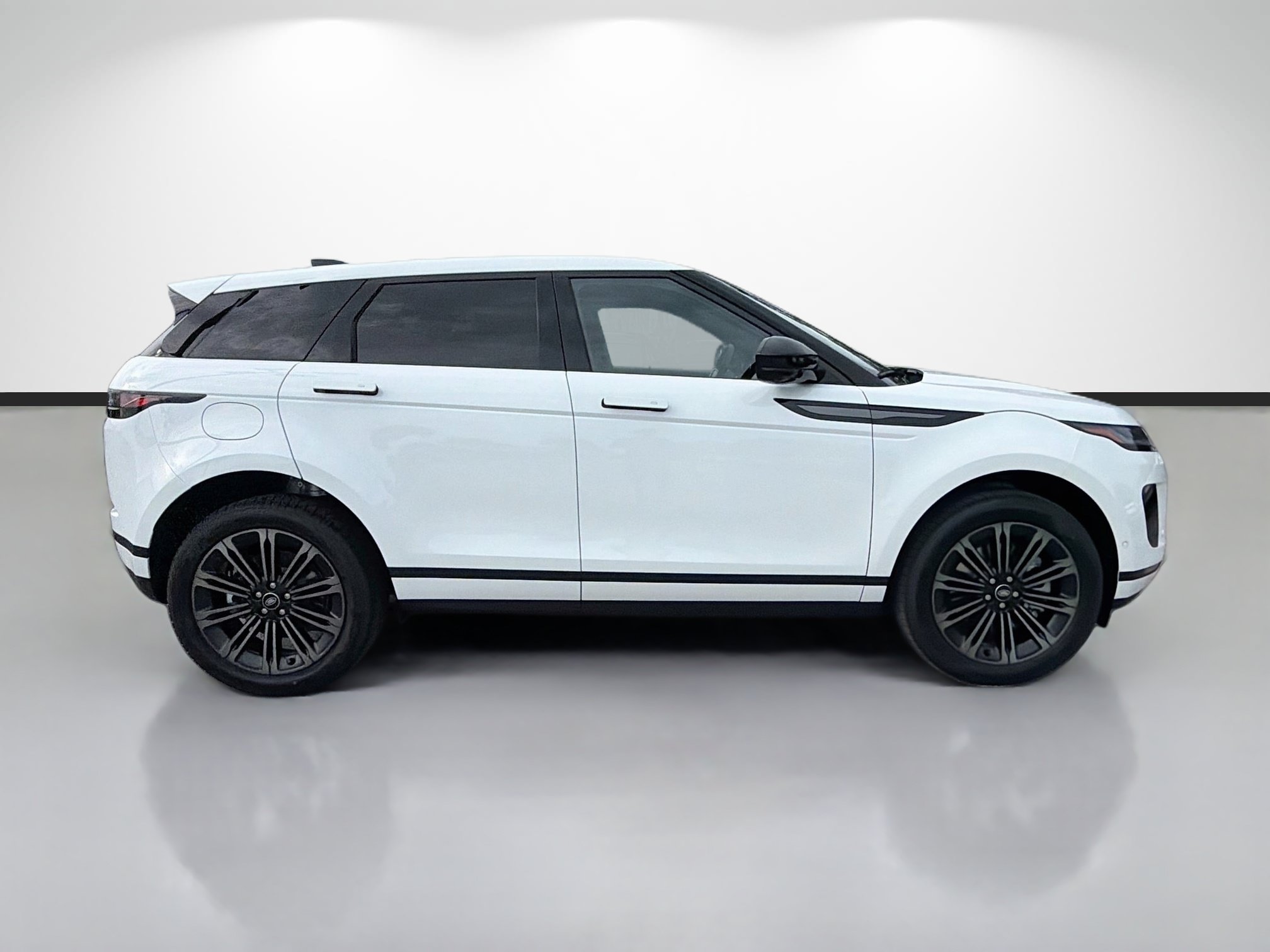 New 2026 Land Rover Range Rover Evoque S AWD/4WD image 6