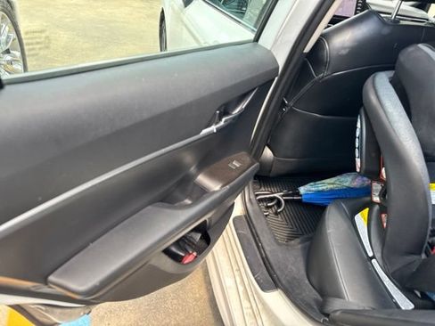 Used 2021 Toyota Camry SE FWD image 24
