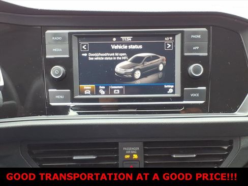 Used 2021 Volkswagen Jetta S image 17