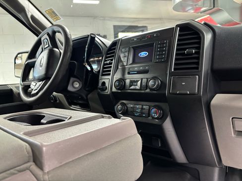 Used 2019 Ford F150 XL w/ Equipment Group 101A Mid image 17