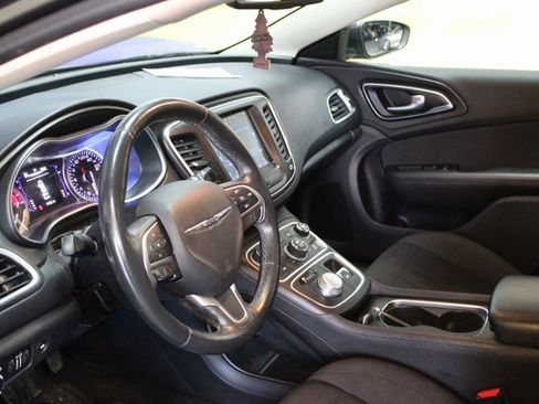 Used 2015 Chrysler 200 Limited w/ Comfort Group image 15
