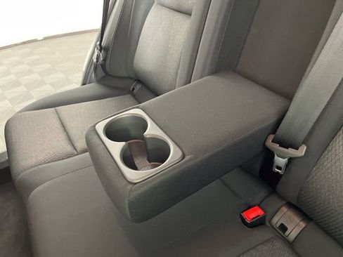 Used 2024 Nissan Rogue SV image 42