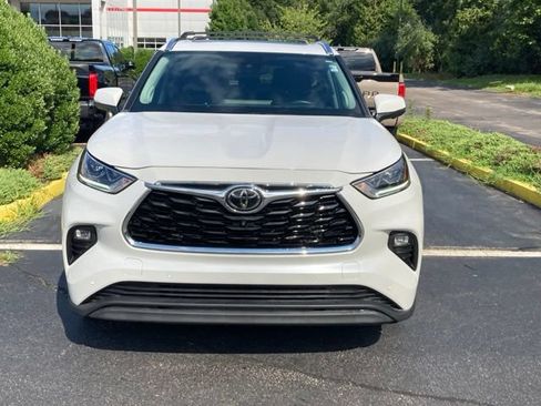 Used 2023 Toyota Highlander Limited AWD/4WD image 13