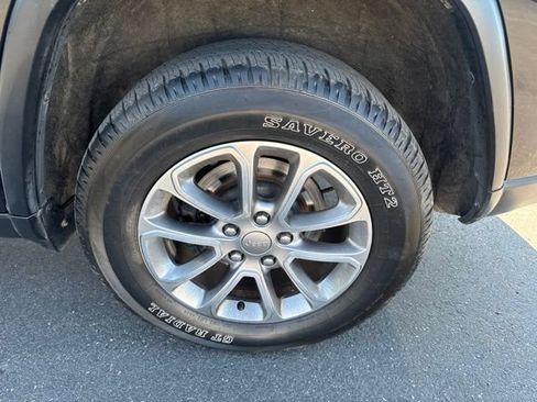 Used 2015 Jeep Grand Cherokee Limited AWD/4WD image 6