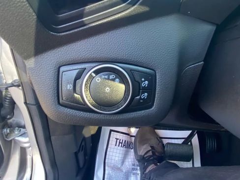 Used 2016 Ford Escape SE image 22