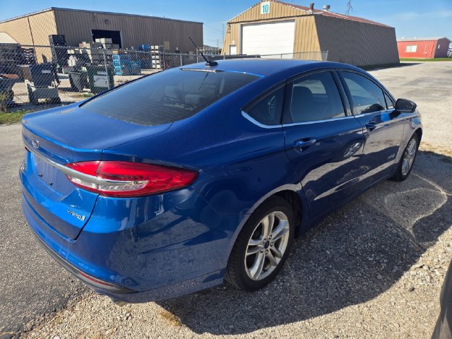 Used 2018 Ford Fusion S FWD image 2
