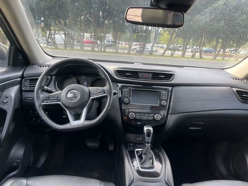Used 2019 Nissan Rogue Sport S FWD image 32