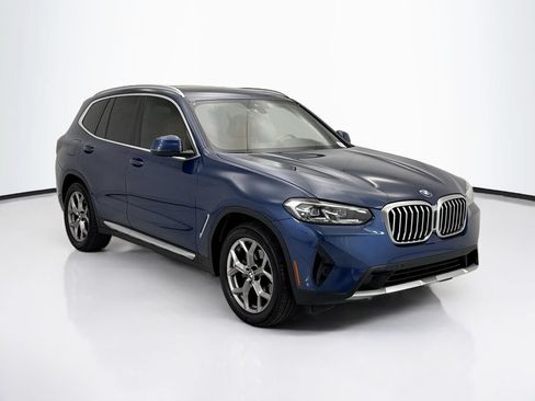 Used 2022 BMW X3 xDrive30i w/ Convenience Package AWD/4WD image 3