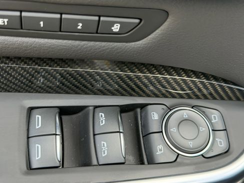 Certified 2023 Cadillac XT4 Sport FWD image 18