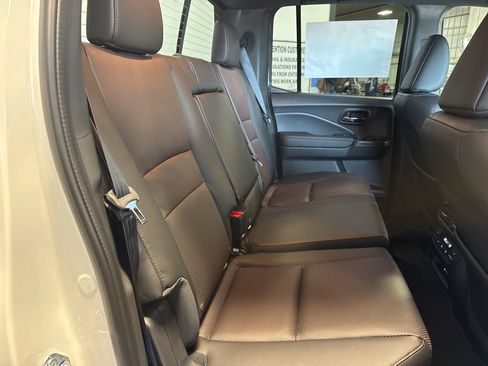 New 2026 Honda Ridgeline Black Edition image 25