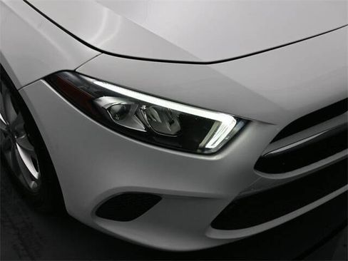 Used 2019 Mercedes-Benz A 220 image 13