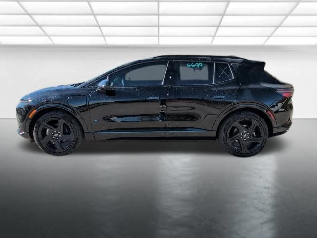 New 2026 Chevrolet Equinox EV RS FWD image 30