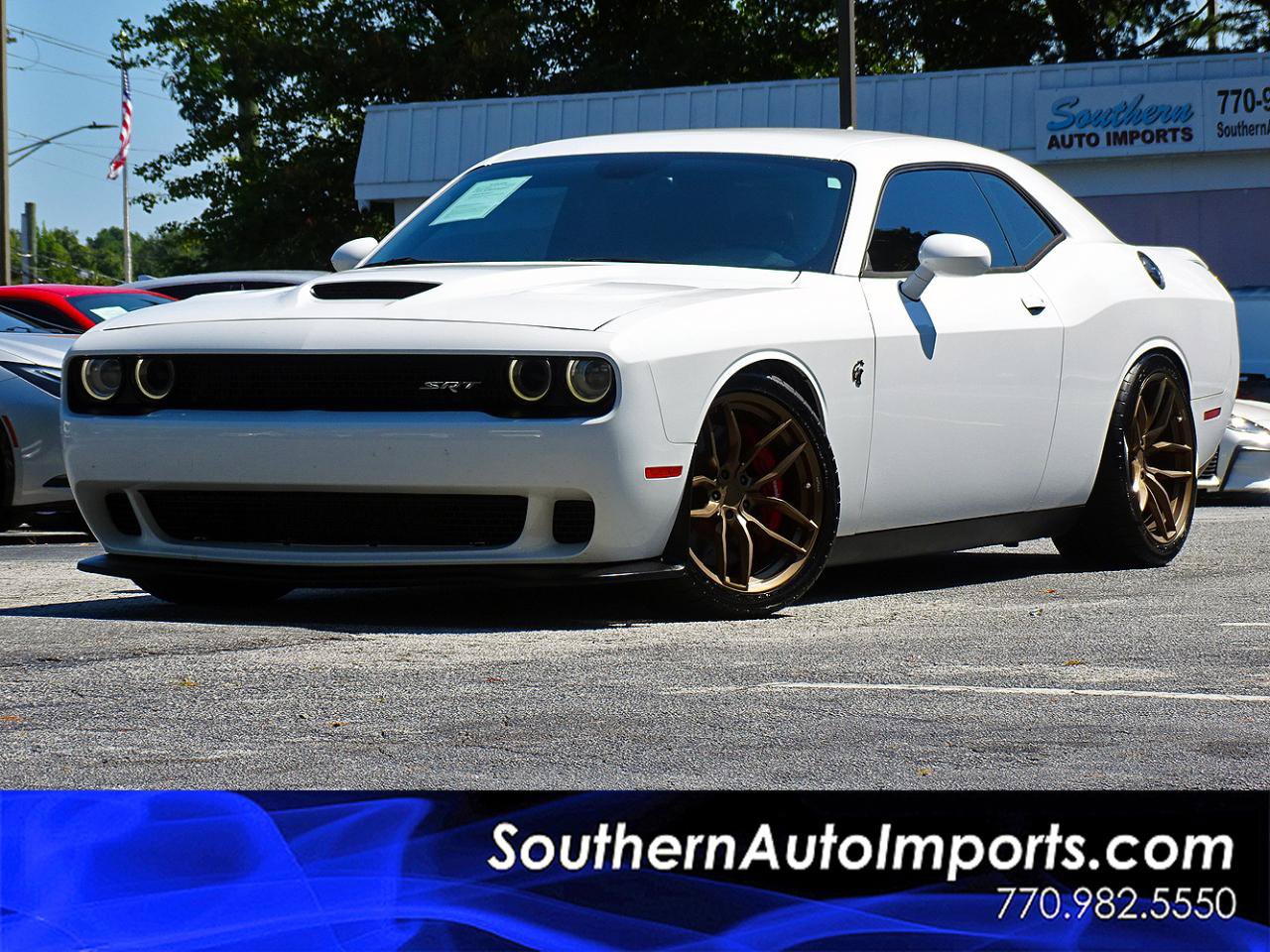 Used 2015 Dodge Challenger SRT Hellcat RWD image 1