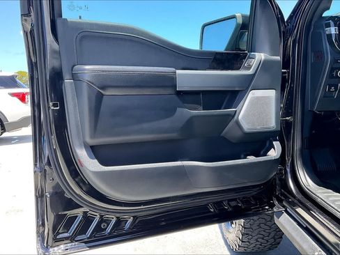 Used 2022 Ford F150 Lariat w/ Equipment Group 502A High AWD/4WD image 27