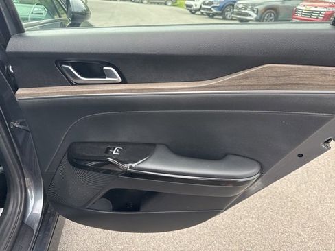 Used 2023 Kia K5 EX image 10