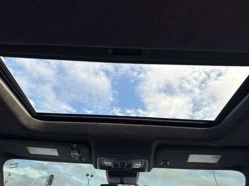 Used 2022 GMC Sierra 1500 AT4X image 24