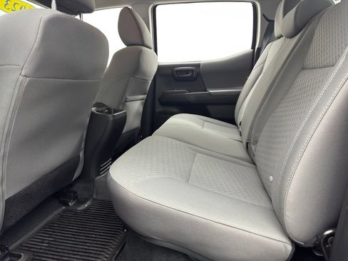 Used 2023 Toyota Tacoma SR AWD/4WD image 34