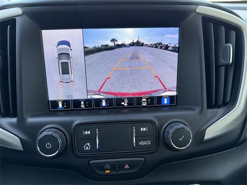 Used 2022 GMC Terrain Denali w/ Denali Premium Package image 23