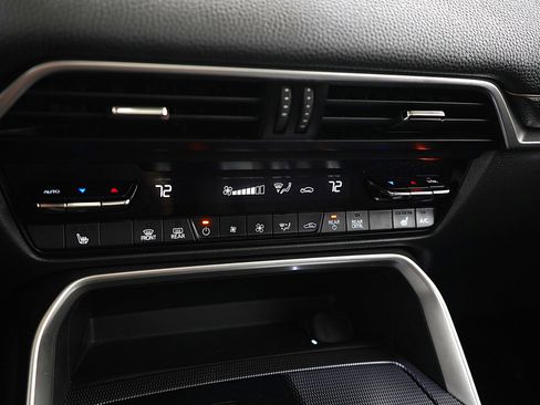 Certified 2024 MAZDA CX-90 Plug-In Hybrid w/ Premium Pkg image 24