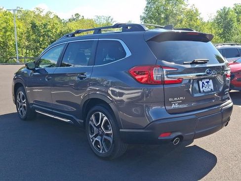Certified 2025 Subaru Ascent Limited AWD/4WD image 4