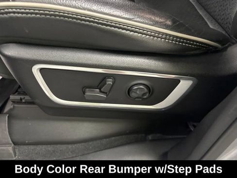 Used 2021 RAM 1500 Laramie AWD/4WD image 17