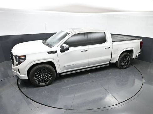 Used 2022 GMC Sierra 1500 Denali Ultimate AWD/4WD image 44