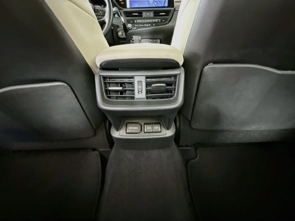 Certified 2025 Lexus ES 300h w/ Premium Package FWD image 26