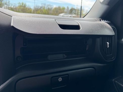 Used 2020 Chevrolet Silverado 2500 Custom w/ Custom Value Package image 20