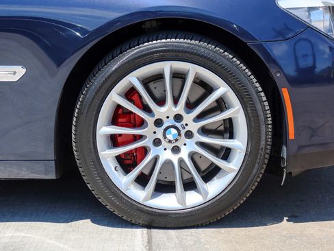 Used 2012 BMW 750i xDrive AWD/4WD image 27
